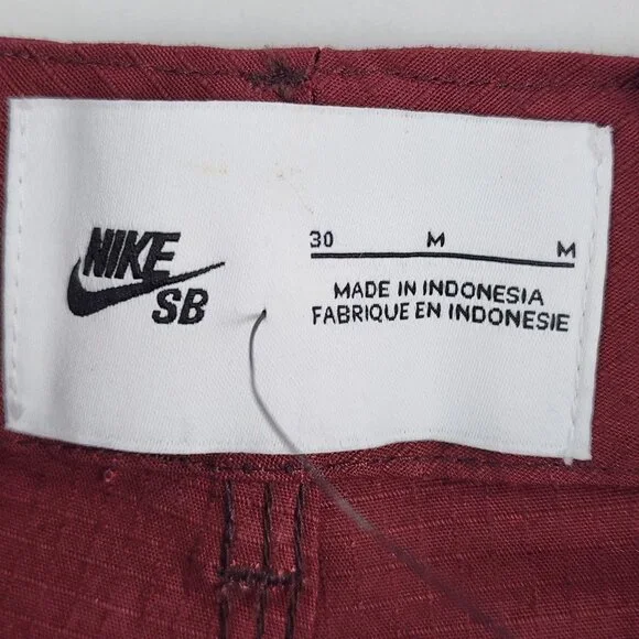 Nike Pants Men 30 Burgundy Red SB Ripstop Skateboarding Straight Fit (30x31) NWT